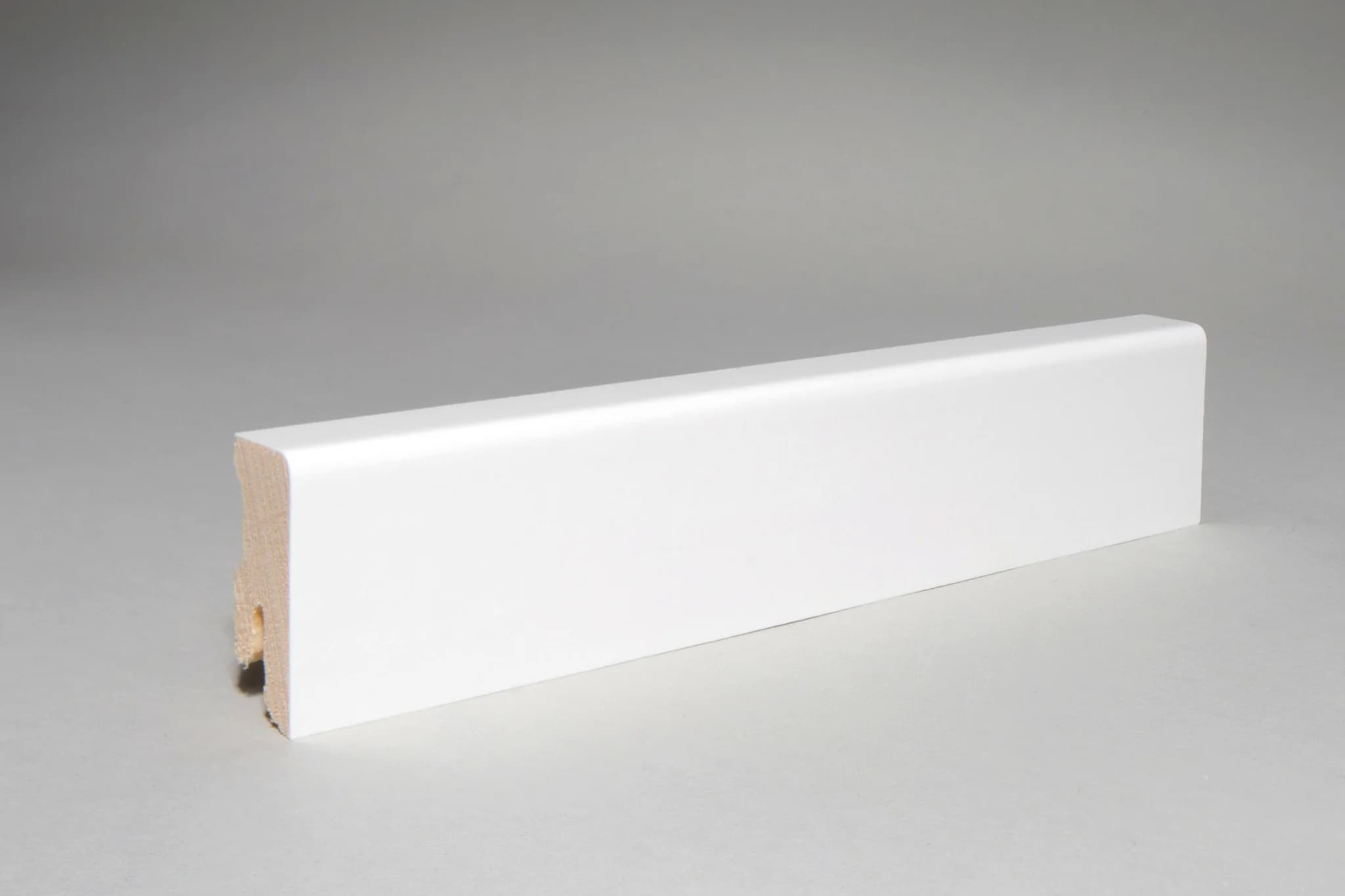 Sockelleiste 16x40x2400 mm Starkfolie weiß (4,15€/lfm)