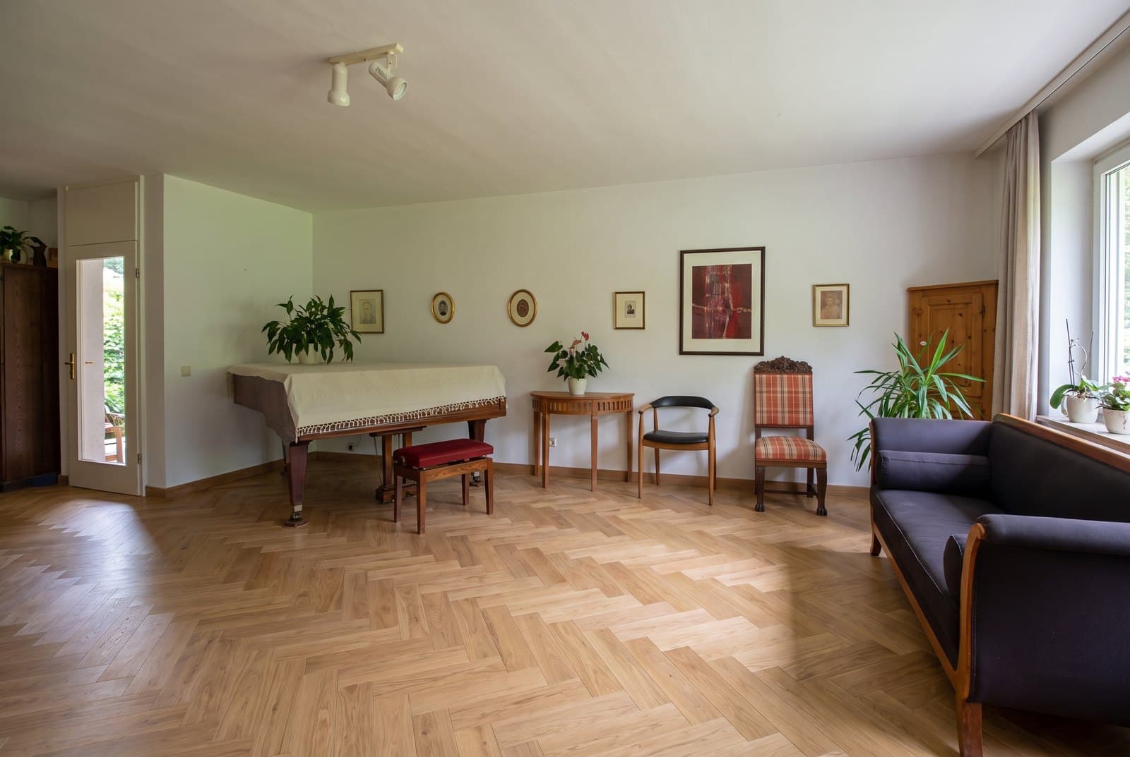 Eiche Sandstone Deluxe, mit KI in den Raum von Aus einem Kundenraum gerechnet
