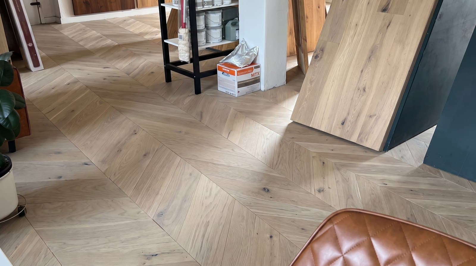 Eiche Saint Tropez, mit KI in den Raum von Aus einem Kundenraum gerechnet