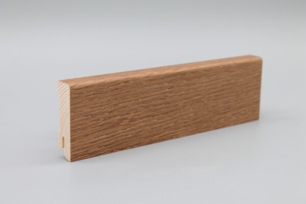 Sockelleiste 16x58x2400 mm Furnier Bernsteineiche (4,15€/lfm)