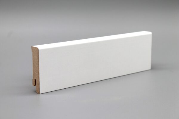Sockelleiste 16x58x2400 mm weiß foliert MDF (4,15€/lfm)