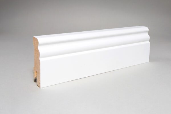 Sockelleiste 18x58x2400 mm Hamburger Leiste weiß lackiert (4,15€/lfm)