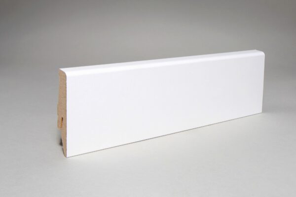 Sockelleiste 20x58x2400 mm weiß foliert (4,56€/lfm)